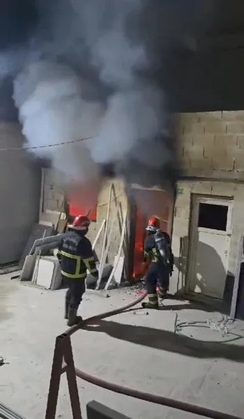 Yer Şanlıurfa: İş yerinde yangın paniği